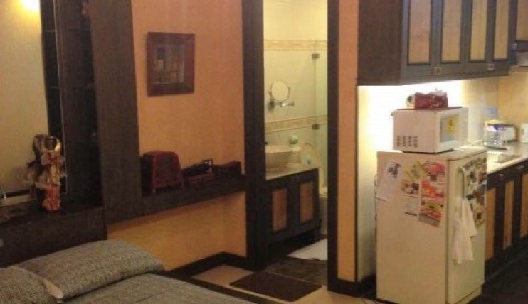 Photo 2 of Alpha Salcedo Condominium Studio For Sale