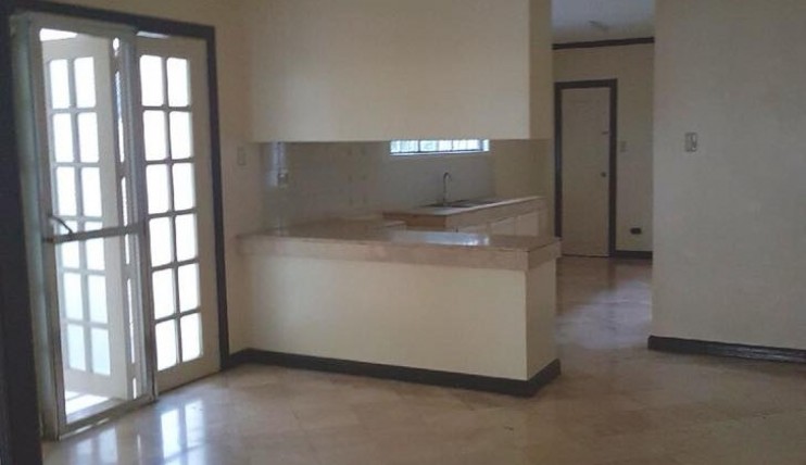 Photo 2 of House for RENT in Tahanan Village BF Homes Paranaque 