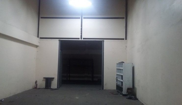 Photo 3 of Warehouse for Lease along EDSA Mandaluyong 378SQM.