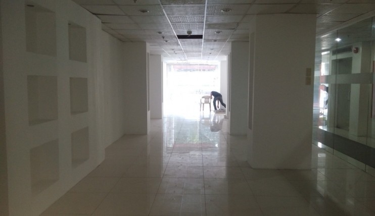 Photo 3 of Office Space for Rent along South Triangle Quezon City 80SQM.