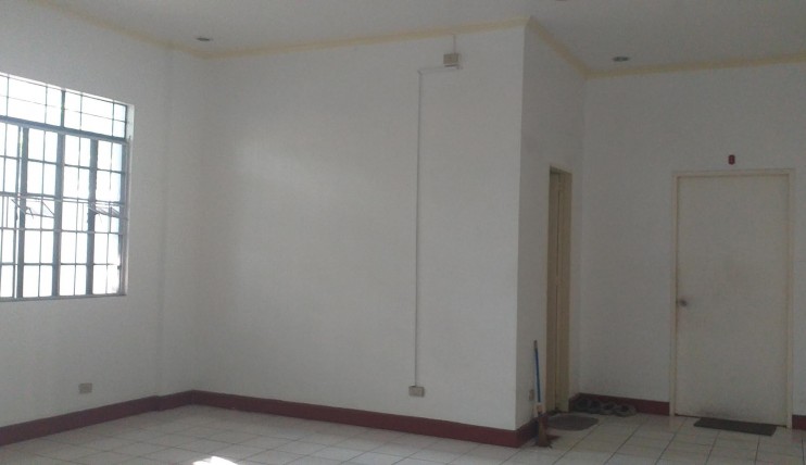 Photo 5 of Warehouse for Rent in Makati 1258SQM.