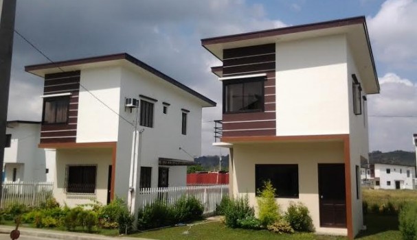 Photo 2 of 120sqm 3BR AFFORDABLE  HOUSE AND  LOT NEAR NUVALI, PASEO  DE STA. ROSA LAGUA, AYALA MALLS SOLENAD