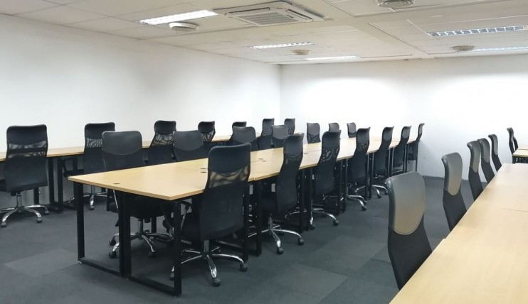 Photo 2 of 30-Seater Serviced Office for Lease in Makati with Manager's Room