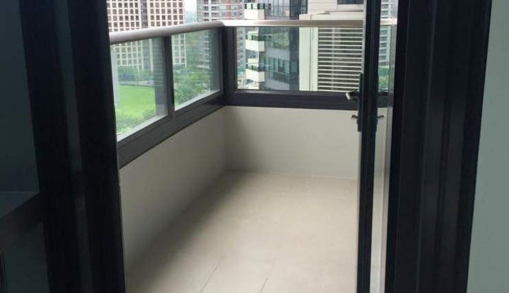 Photo 10 of 2 Bedroom Unit For Rent at ARYA RESIDENCES BGC