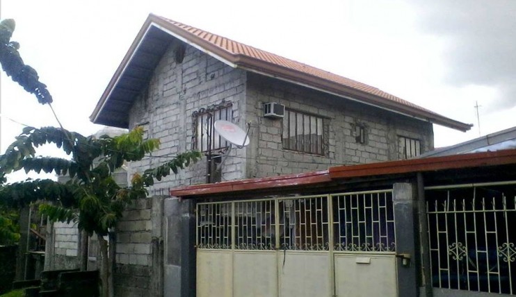 Photo 1 of 2 Storey Big house and lot for sale resale Queens Row Molino Bacoor Cavite Daang Hari