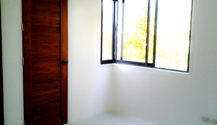 Photo 10 of 120sqm 3BR House and Lot at Binan Laguna near La Salle,SLEX