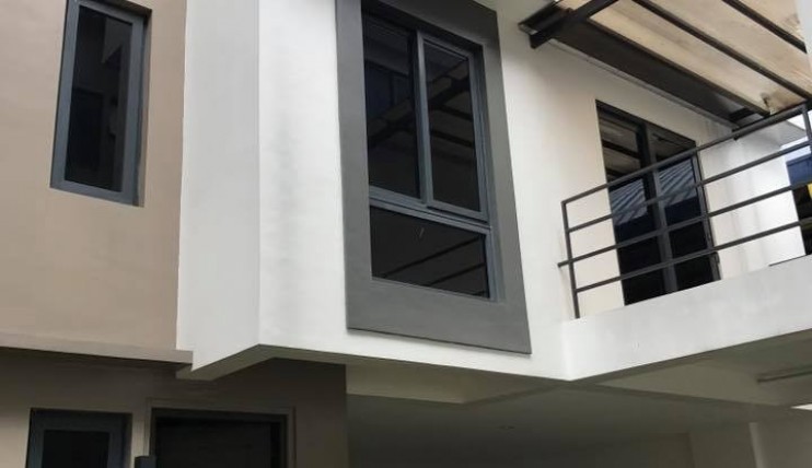 Photo 2 of Townhouse For Sale in Quezon City