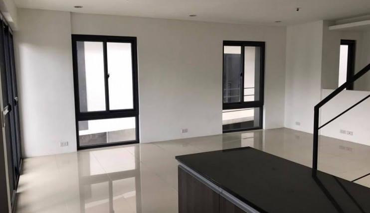 Townhouse For Sale in Quezon City